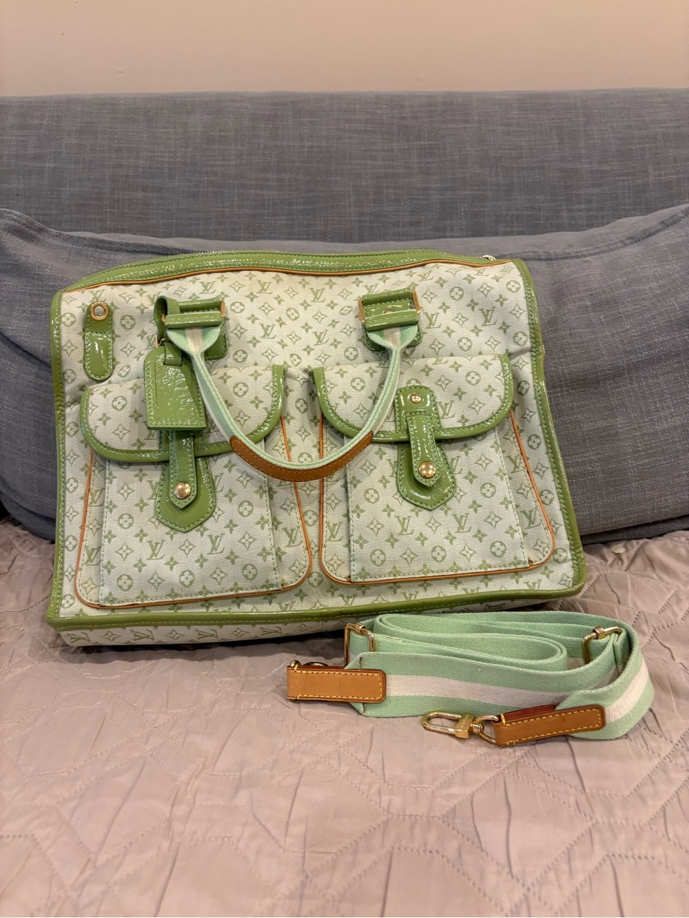 LOUIS VUITTON monogram
Mini Lin Canvas Sac Mary Kate 48H Messenger